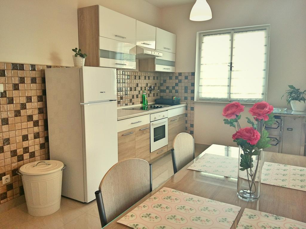 Jimmy Apartments Pula Extérieur photo