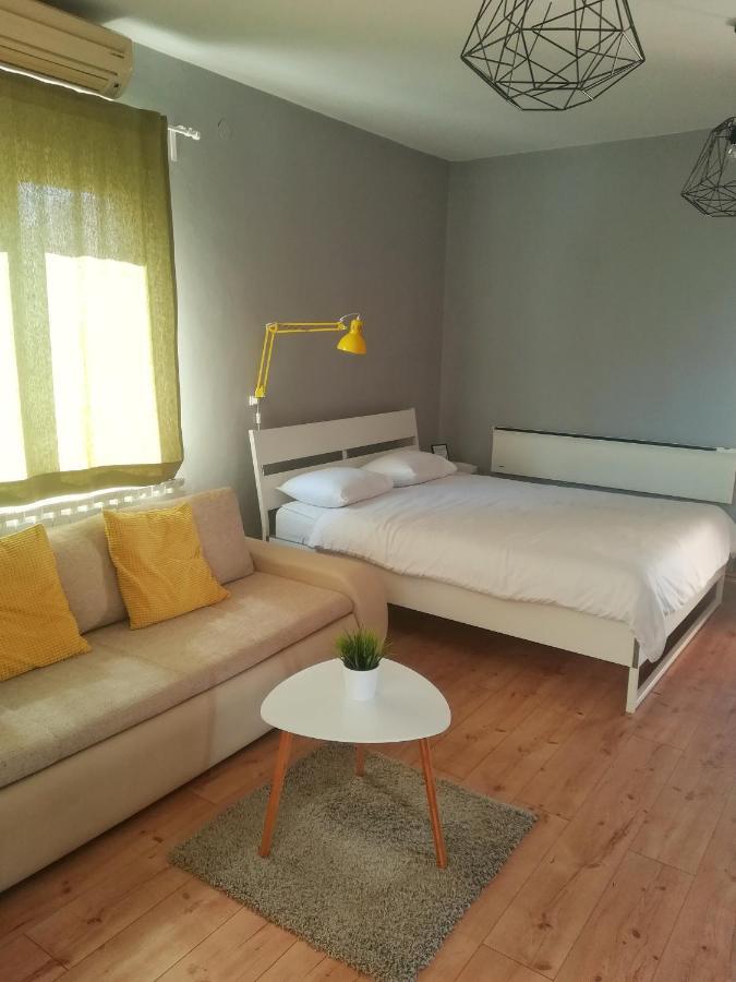 Jimmy Apartments Pula Extérieur photo